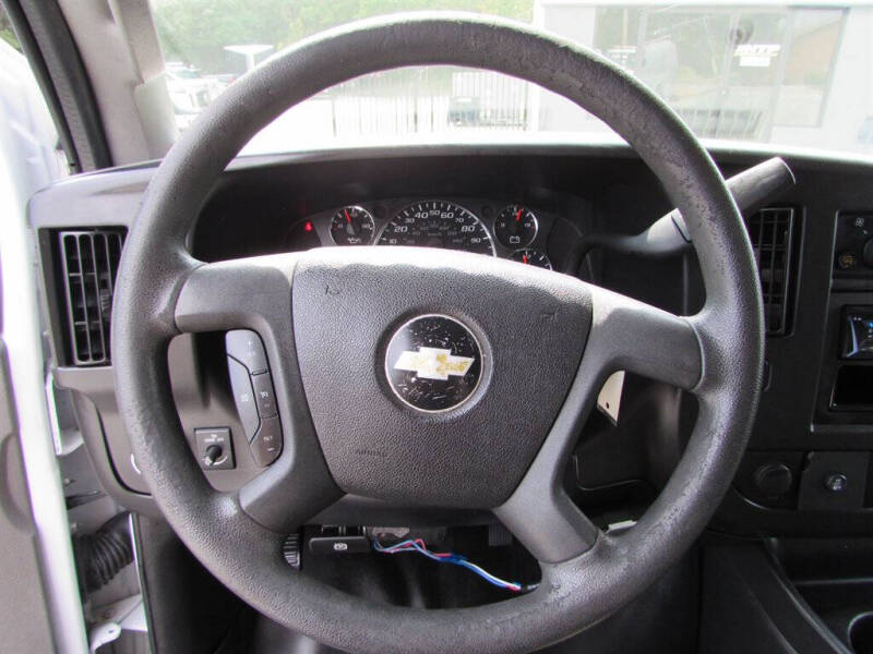 2017 Chevrolet Express 2500