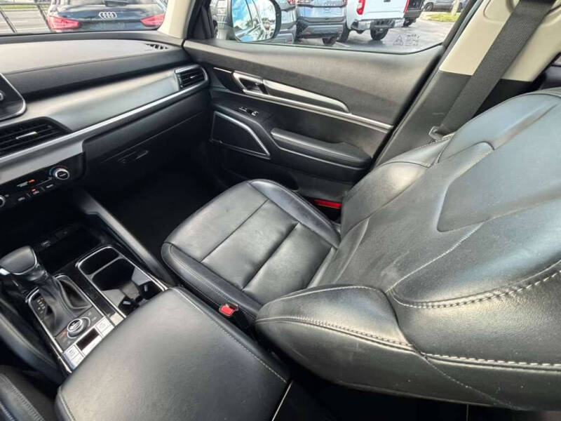 2020 Kia Telluride LX