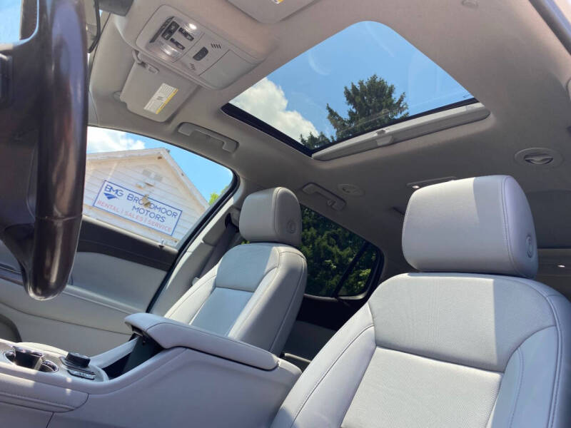 2021 GMC Acadia SLT