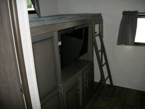 2020 Sunset Trail Ultra lite 331BH