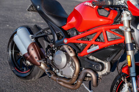 2013 Ducati Monster 1100 EVO