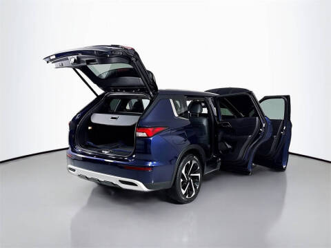 2023 Mitsubishi Outlander PHEV SE