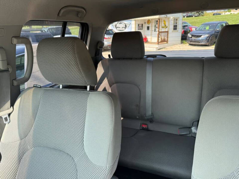 2011 Nissan Frontier S