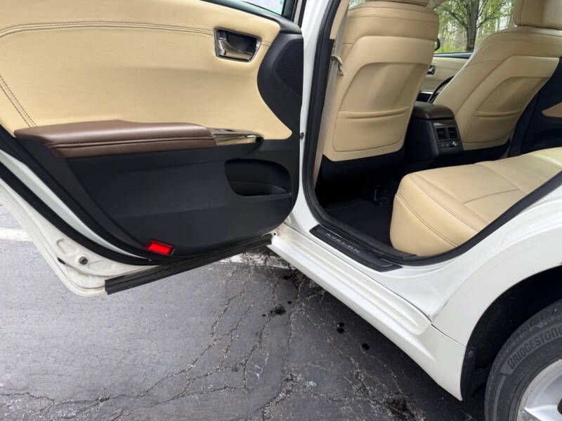 2013 Toyota Avalon Limited