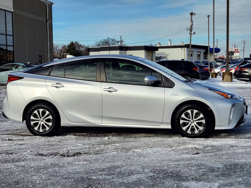 2022 Toyota Prius LE AWD-e