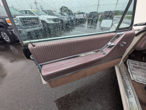 1964 Ford Thunderbird