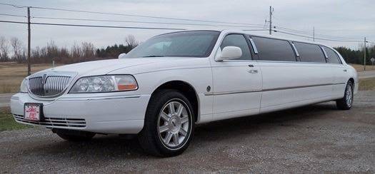 2007 Lincoln Town Car for sale at BSTMotorsales.com in Bellefontaine OH