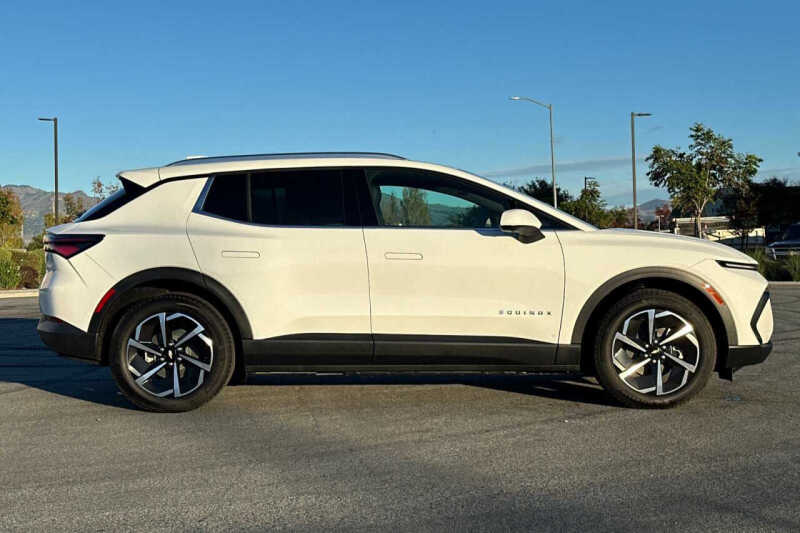 2026 Chevrolet Equinox EV LT 2