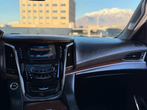 2015 Cadillac Escalade ESV Premium