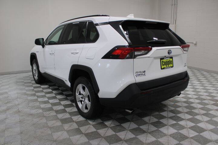 2021 Toyota RAV4 Hybrid LE