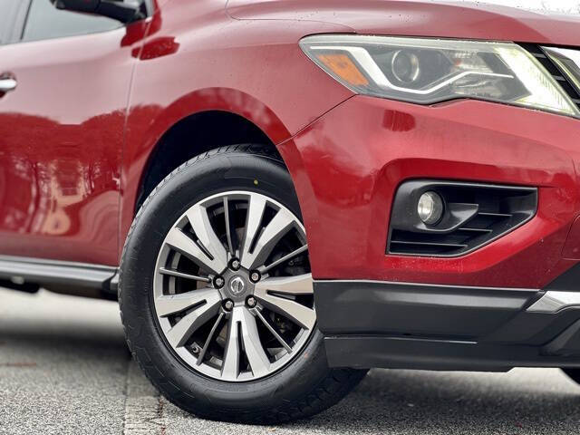 2018 Nissan Pathfinder SL