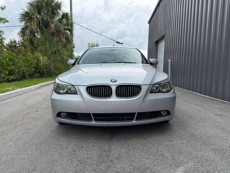 2004 BMW 5 Series 545i