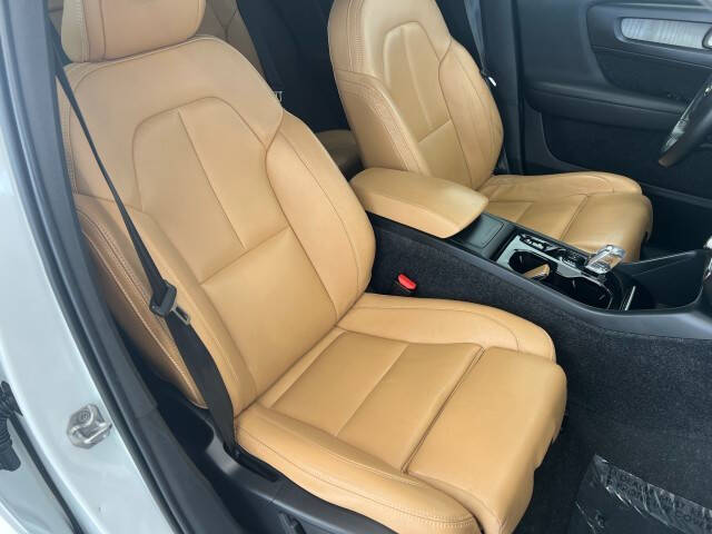 2019 Volvo XC40 T5 Inscription