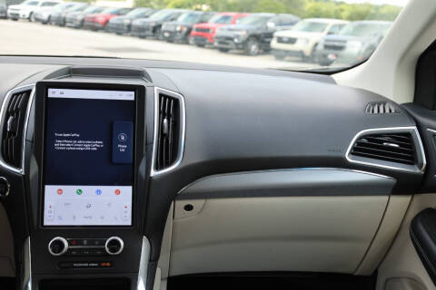 2021 Ford Edge Titanium