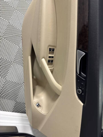 2015 Volkswagen Passat 1.8T SEL Premium