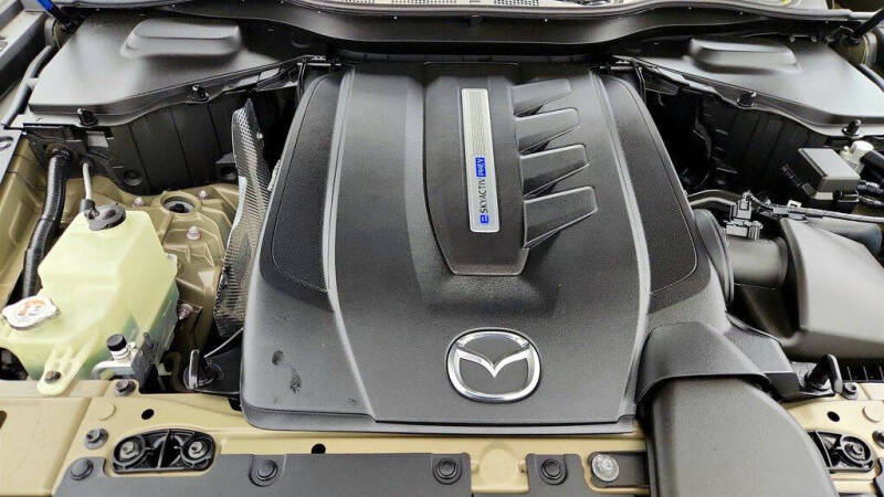 2025 Mazda CX-70 Plug-in Hybrid Premium Plus