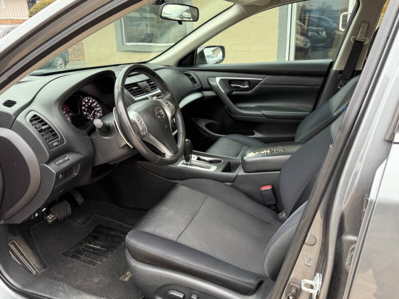 2017 Nissan Altima 2.5 SR