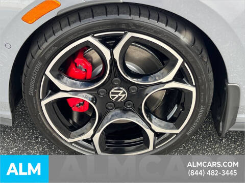 2025 Volkswagen Golf GTI Autobahn