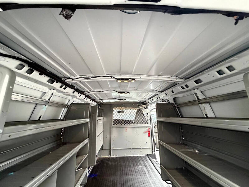 2019 Chevrolet Express 2500