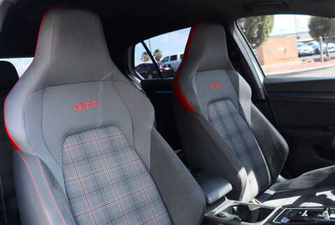 2023 Volkswagen Golf GTI S