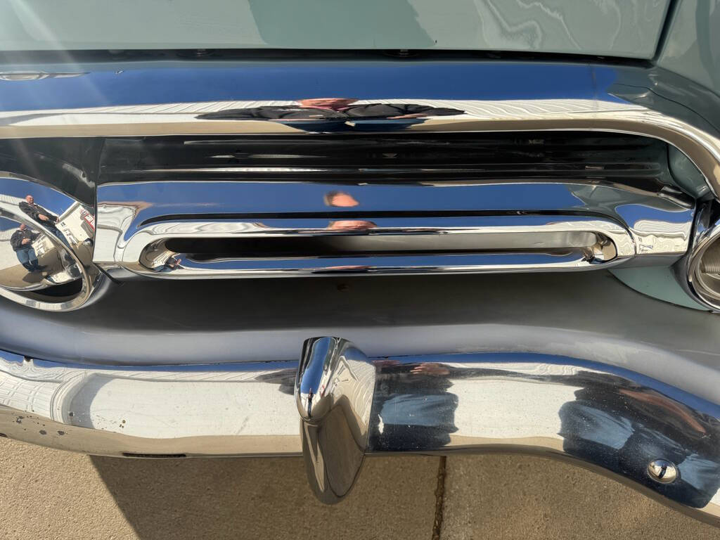 1952 Ford Crestline 84