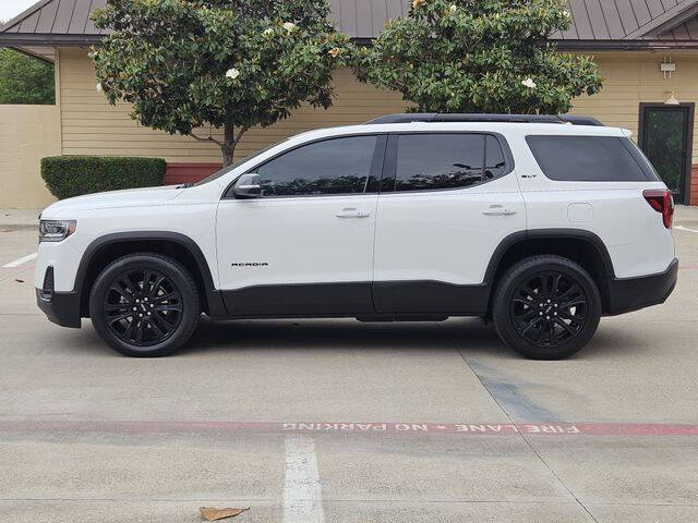 2022 GMC Acadia SLT