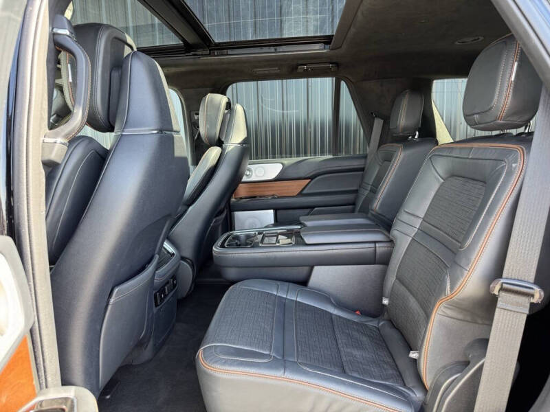 2023 Lincoln Navigator Black Label