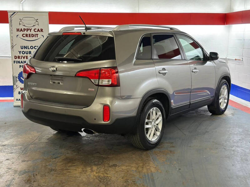 2015 Kia Sorento LX
