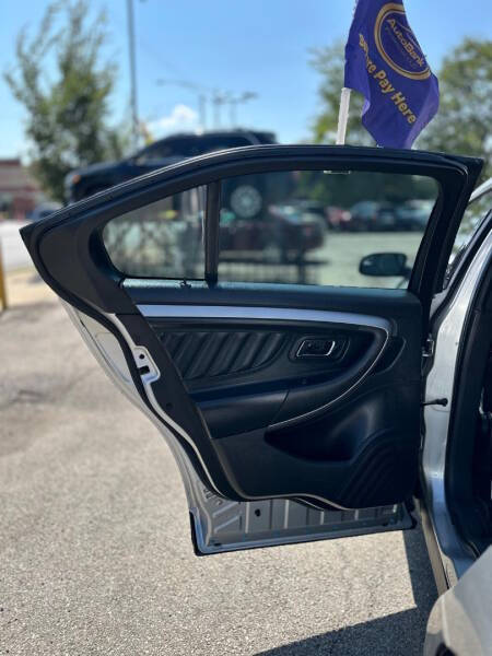 2014 Ford Taurus SEL