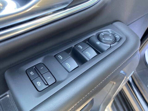2024 GMC Yukon SLT