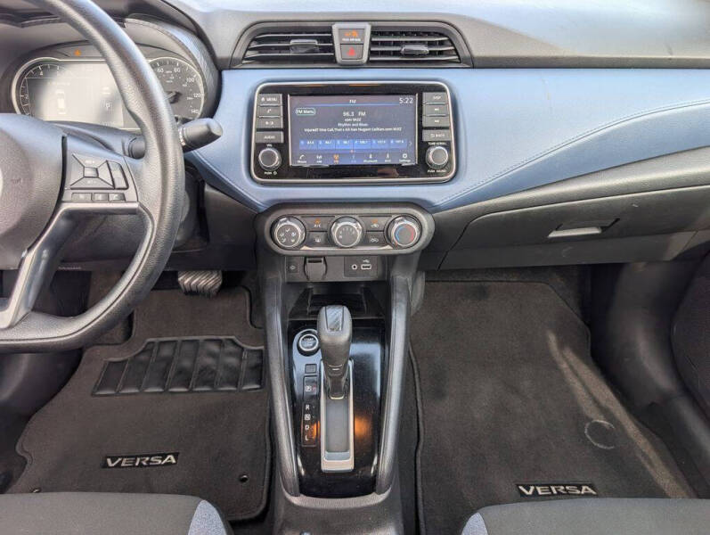 2025 Nissan Versa SV