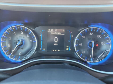 2017 Chrysler Pacifica Touring-L