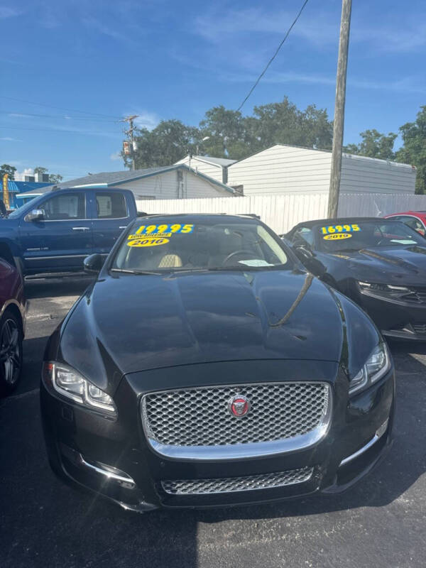 2016 Jaguar XJL Portfolio