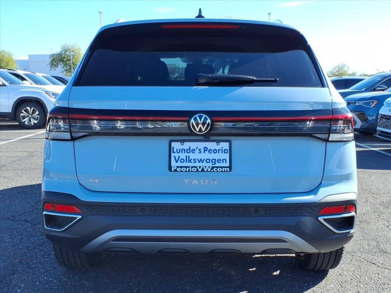 2026 Volkswagen Taos SE