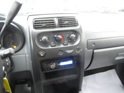 2002 Nissan Frontier XE