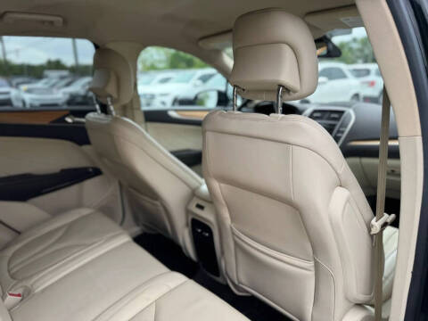 2016 Lincoln MKC Select