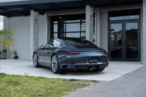 2017 Porsche 911 Carrera GTS