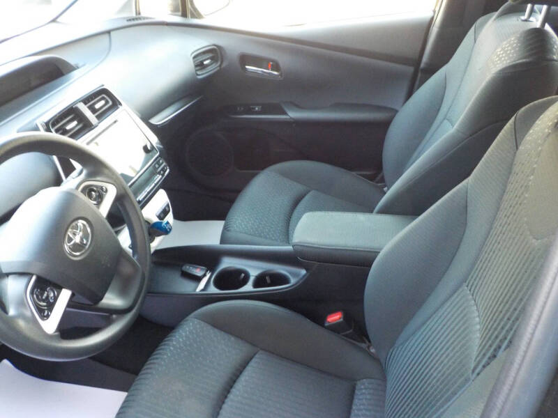 2016 Toyota Prius Two