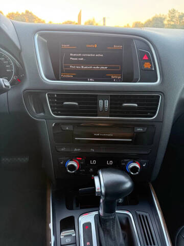 2017 Audi Q5 2.0T quattro Premium Plus