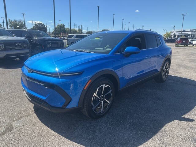 2026 Chevrolet Equinox EV LT 2