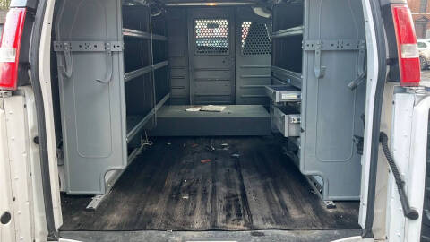 2016 GMC Savana 2500