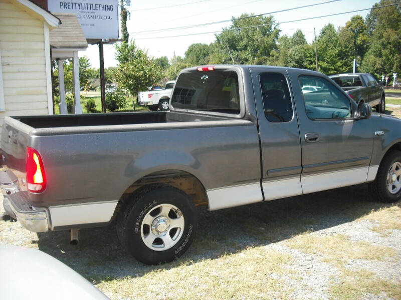 2002 Ford F-150 XLT photo 6