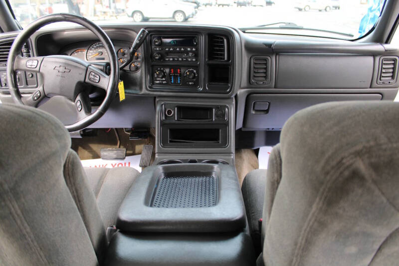 2004 Chevrolet Silverado 3500 LT