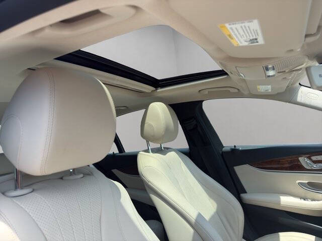 2017 Mercedes-Benz E-Class E 300 4MATIC