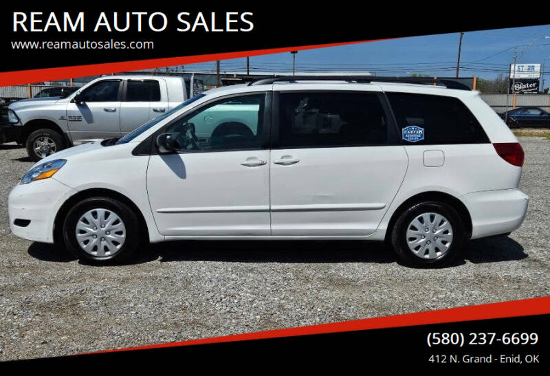 2009 Toyota Sienna CE 7-Passenger