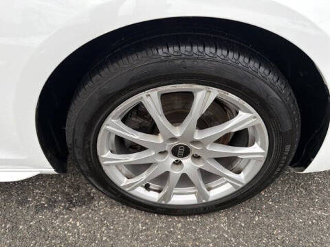 2023 Audi A4 quattro Premium 40 TFSI