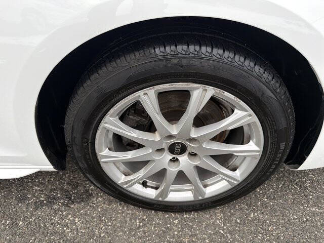 2023 Audi A4 quattro Premium 40 TFSI