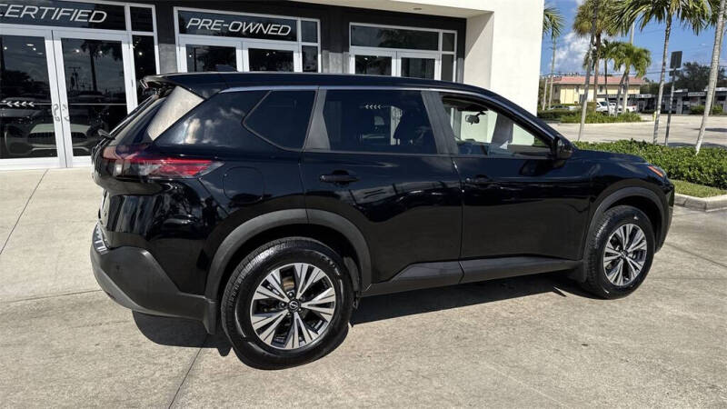 2022 Nissan Rogue SV