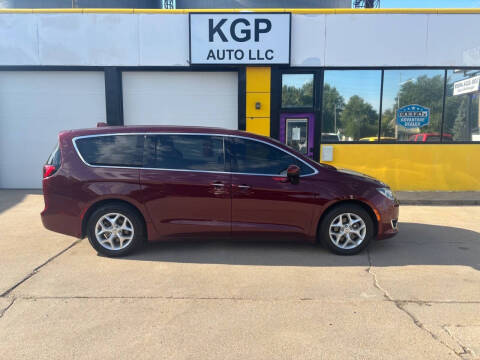 2017 Chrysler Pacifica Touring Plus