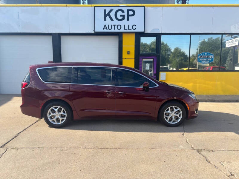 2017 Chrysler Pacifica Touring Plus